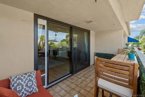 861 F Ave, Coronado, CA 92118 photo 27
