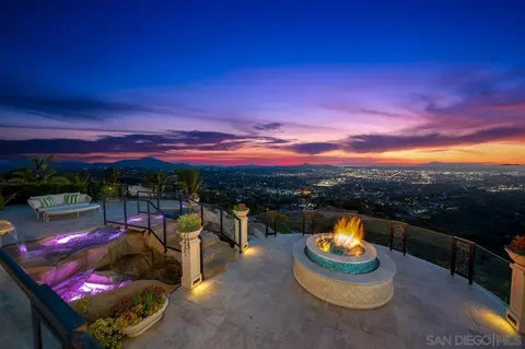 1903 Saxton Ln, El Cajon, CA 92021 photo 9