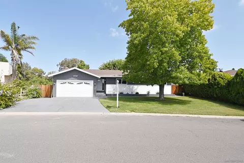 3709 Avenida Palo Verde, Bonita, CA 91902
