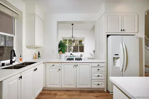 7093 Surfbird Cir, Carlsbad, CA 92011 photo 11