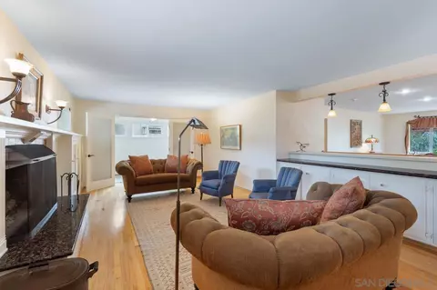 9341 Carmichael Dr, La Mesa, CA 91941 photo 11