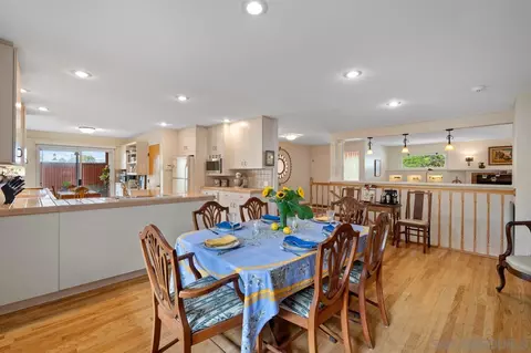 9341 Carmichael Dr, La Mesa, CA 91941 photo 21