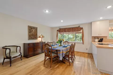 9341 Carmichael Dr, La Mesa, CA 91941 photo 17