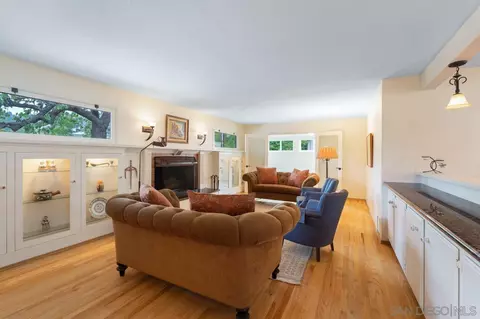 9341 Carmichael Dr, La Mesa, CA 91941 photo 9