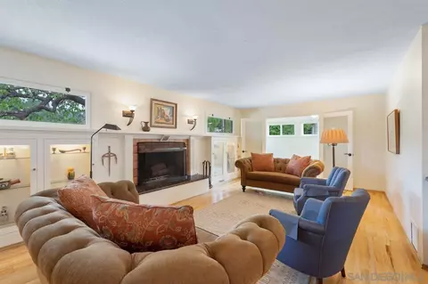 9341 Carmichael Dr, La Mesa, CA 91941 photo 8