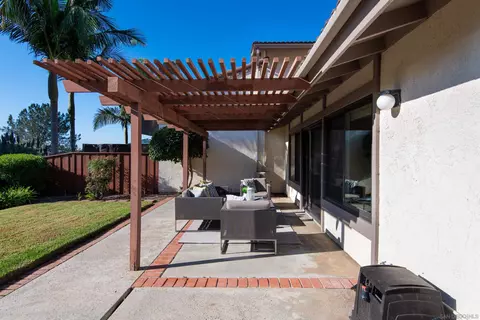2002 Leafwood Pl, Encinitas, CA 92024 photo 32