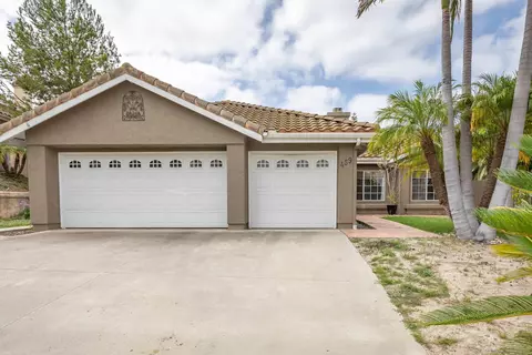 459 Sunridge Dr, Oceanside, CA 92056 photo 2