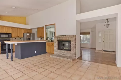 459 Sunridge Dr, Oceanside, CA 92056 photo 9