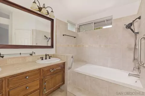 459 Sunridge Dr, Oceanside, CA 92056 photo 17