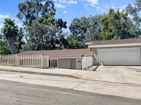 1324 Helix View Dr, El Cajon, CA 92020