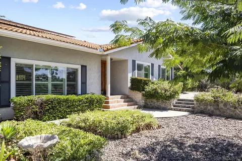 31012 Saddleback Rd, Valley Center, CA 92082 photo 2