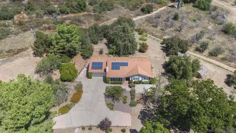 31012 Saddleback Rd, Valley Center, CA 92082 photo 3