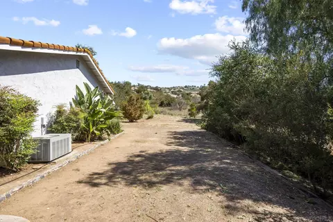 31012 Saddleback Rd, Valley Center, CA 92082 photo 19