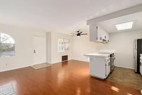 8475 Avenida Angulia #4, Spring Valley, CA 91977 photo 8