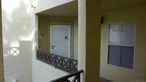 791 Brookstone Rd #201, Chula Vista, CA 91913 photo 2