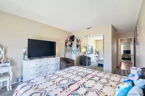 1160 Corral Gln, Escondido, CA 92026 photo 13