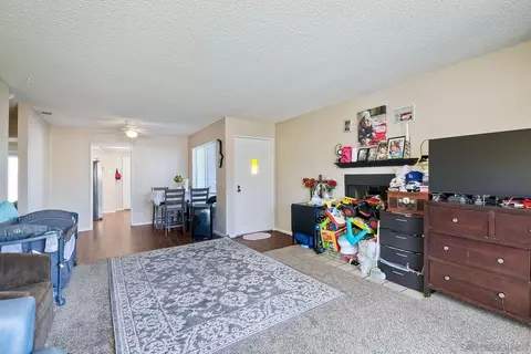 1160 Corral Gln, Escondido, CA 92026 photo 4