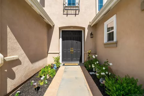 42241 Gateshead Ct, Temecula, CA 92592 photo 3