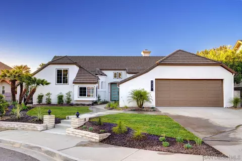 1212 Las Nubes Ct, San Marcos, CA 92078