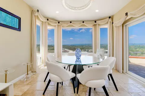 3522 Avenida Amorosa, Escondido, CA 92029