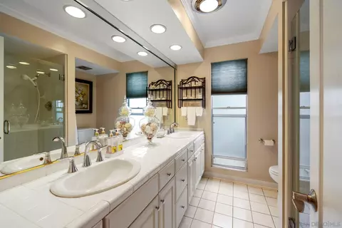33 Antigua Ct, Coronado, CA 92118 photo 27