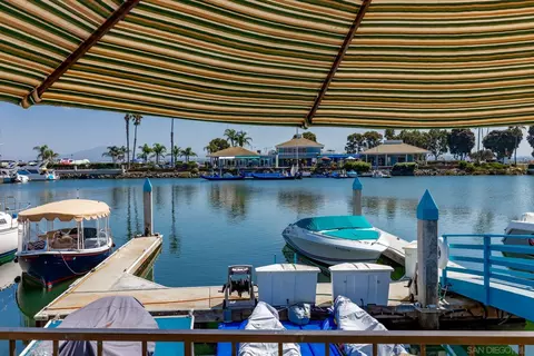 33 Antigua Ct, Coronado, CA 92118 photo 2