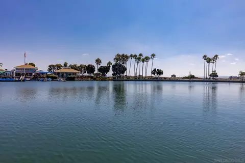 33 Antigua Ct, Coronado, CA 92118 photo 35