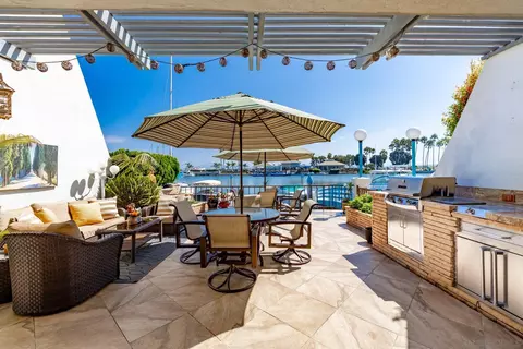 33 Antigua Ct, Coronado, CA 92118 photo 5