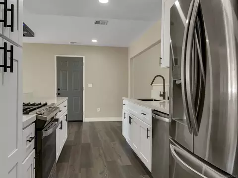 484 Parkbrook St, Spring Valley, CA 91977 photo 9