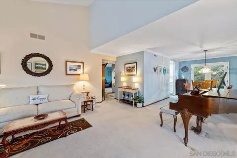 1490 Flair Encinitas Dr, Encinitas, CA 92024 photo 5