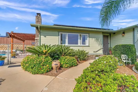 1217 Memory Ln, Vista, CA 92084 photo 55