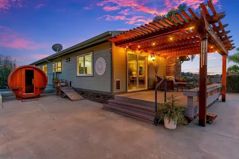 1217 Memory Ln, Vista, CA 92084 photo 46