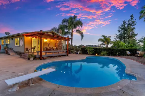 1217 Memory Ln, Vista, CA 92084 photo 44