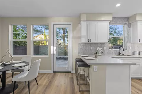 13295 Calle Del Campo #2, San Diego, CA 92129