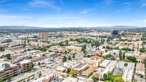 423 E Providencia Ave #103, Burbank, CA 91501 photo 25