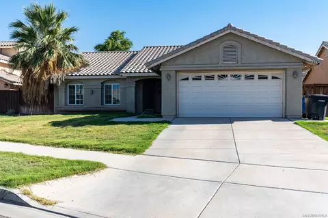 2617 Sandalwood Dr, El Centro, CA 92243