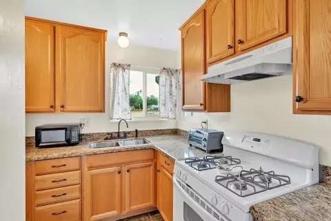 4701 Westridge Dr, Oceanside, CA 92056 photo 7
