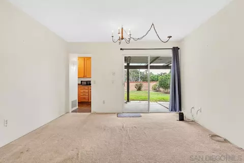 4701 Westridge Dr, Oceanside, CA 92056 photo 5