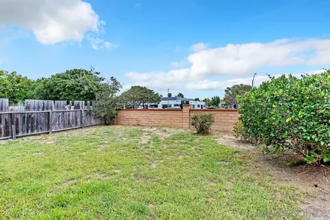 4701 Westridge Dr, Oceanside, CA 92056 photo 18