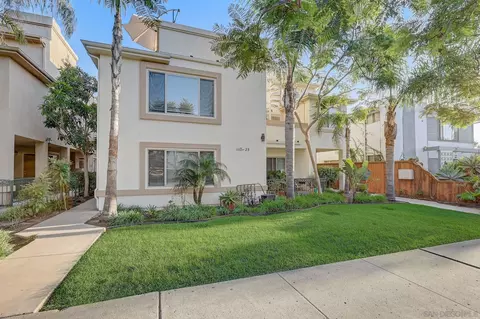 1123 Felspar St, San Diego, CA 92109