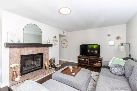 2157 Arnold Way #221, Alpine, CA 91901