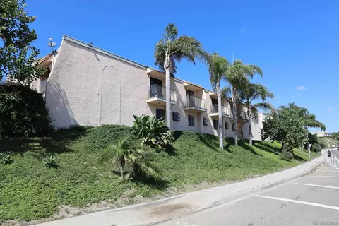 2118 Oceanside Blvd, Oceanside, CA 92054