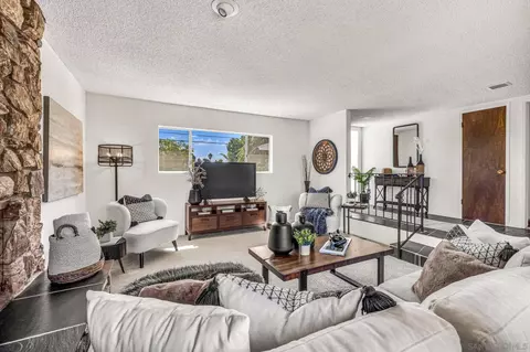 1010 E Alvarado St, Fallbrook, CA 92028 photo 4