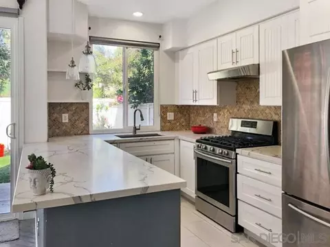 11823 Spruce Run #B, San Diego, CA 92131