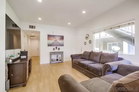 9728 Marilla Dr #312, Lakeside, CA 92040 photo 2
