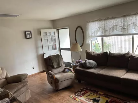1221 Rees Rd, Escondido, CA 92026 photo 4