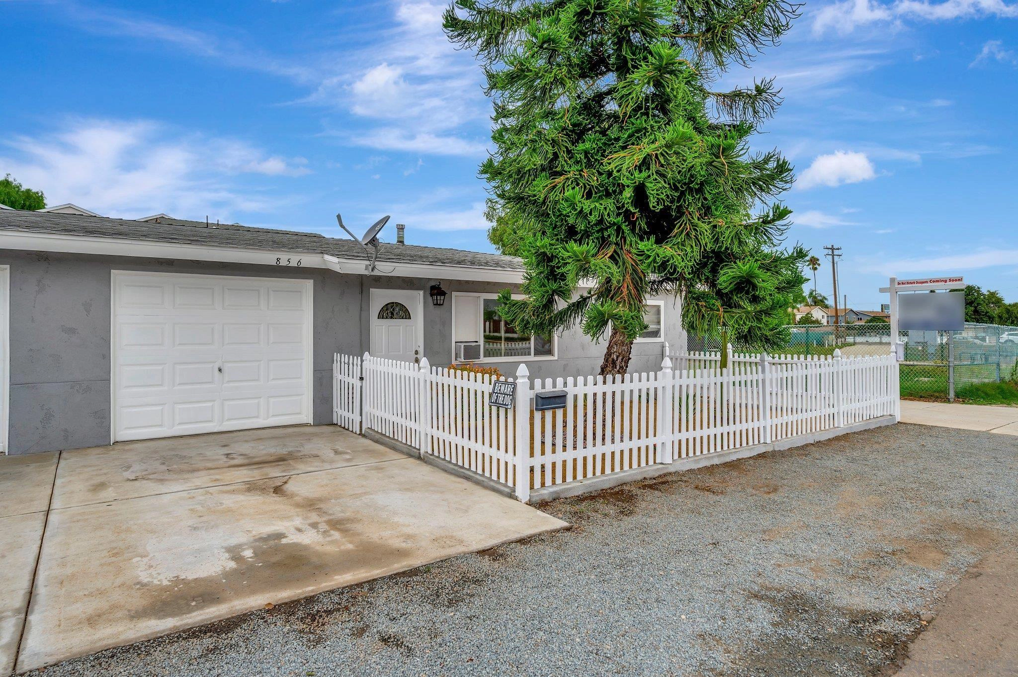 856858854 Saturn Blvd  