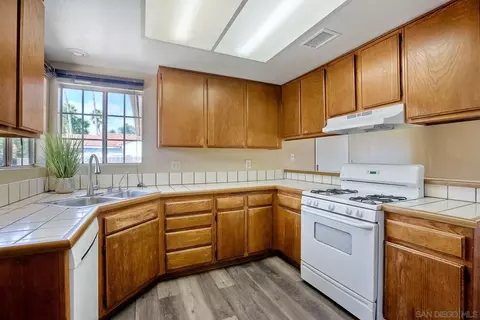 1742 Katy, Escondido, CA 92026 photo 8