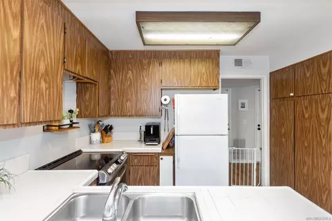 5455 Baltimore Dr #8, La Mesa, CA 91942 photo 13
