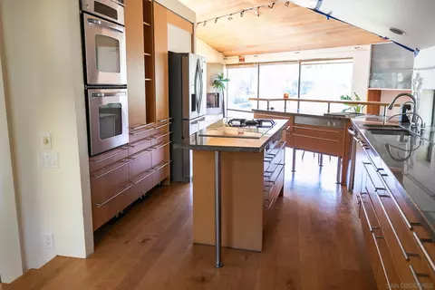 3650 Front St, San Diego, CA 92103